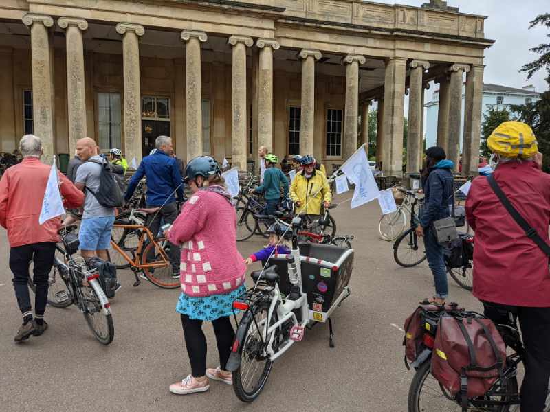 The group regathers at Pitville Pump Room at the end of the ride